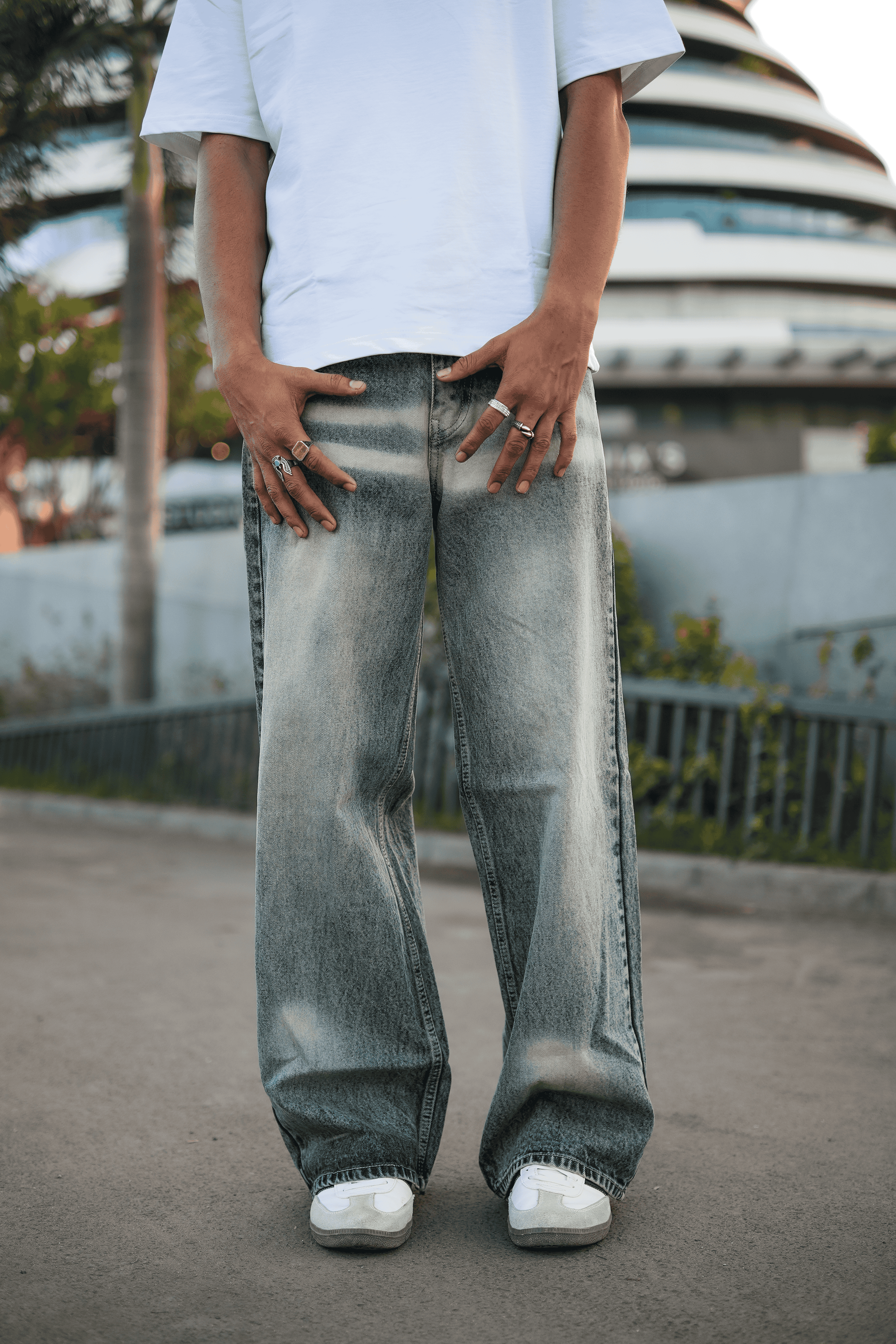 DEAZY Vintage Fade Denim — Baggy Fit