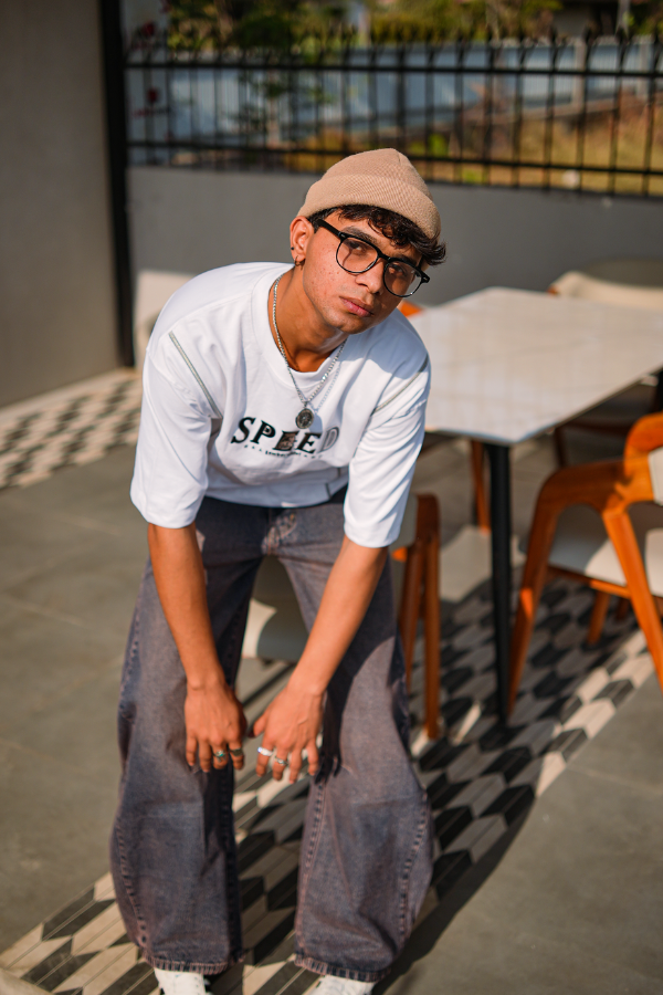 DEAZY Street Core Combo — White Tee & Drift Denim